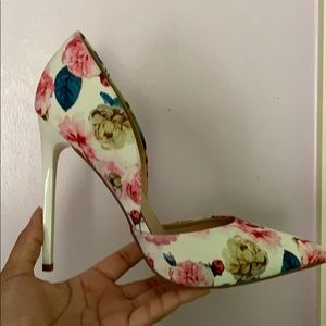 Flower Petal heel